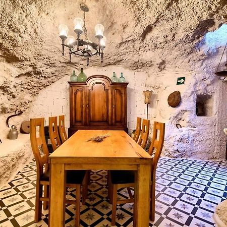 Benaguacil Cueva Con Jacuzzi A 20 Minutos De Valencia 빌라 외부 사진